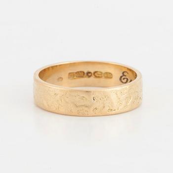 Ring. 18K guld. Finska stämplar 1969.