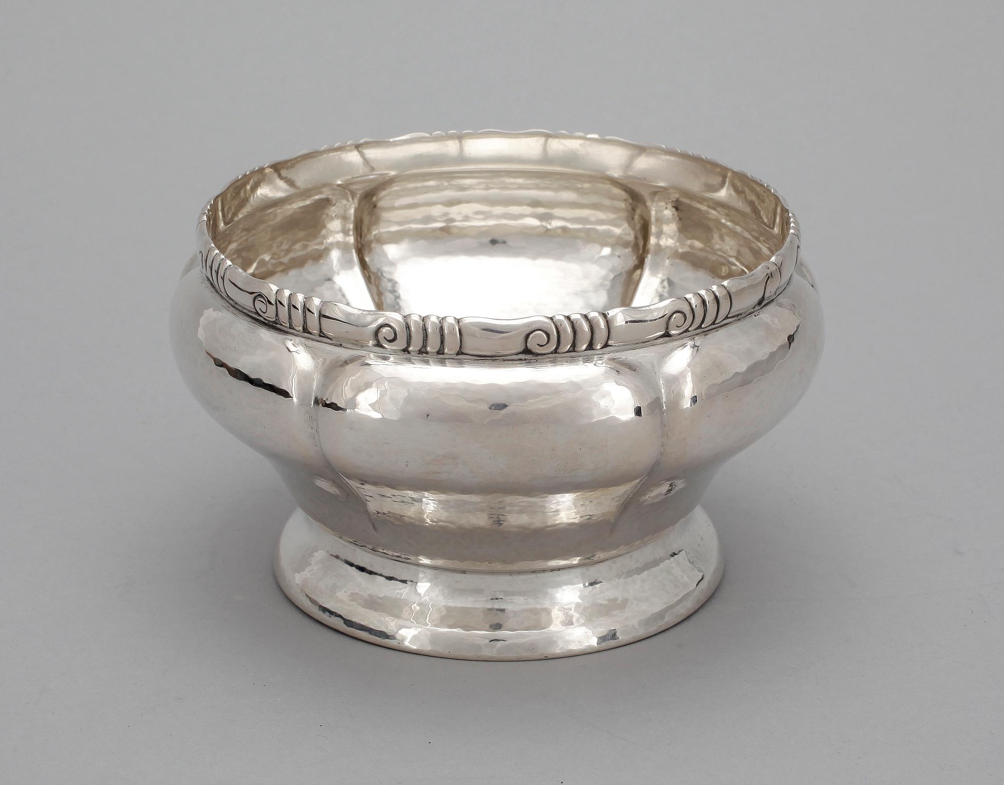 SKÅL, silver, K Andersson, Stockholm. 1920. Ca 400g.