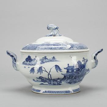 TERRIN, porslin, Kina, sen Qianlong (1736-95).