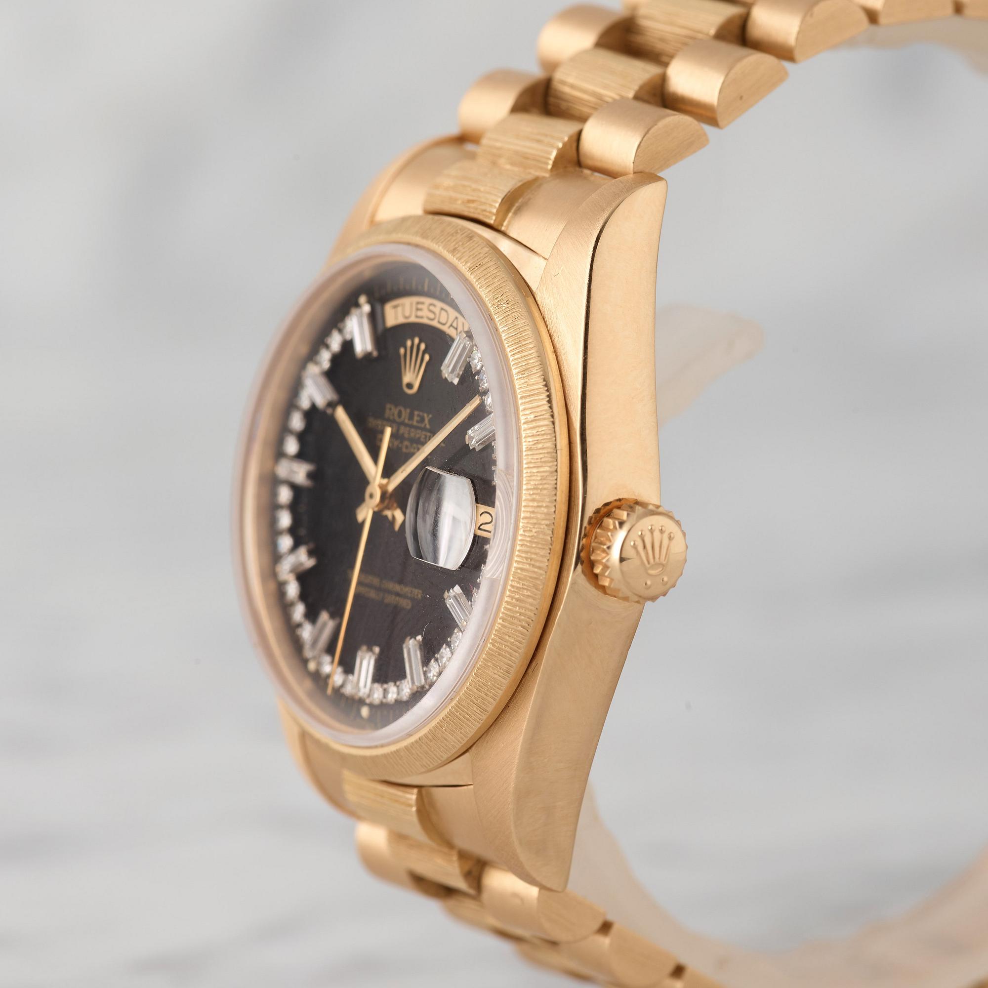 ROLEX, Oyster Perpetual, Day-Date, Chronometer, Bark-Finish, "String dial with Baguettes", armbandsur, 36 mm,