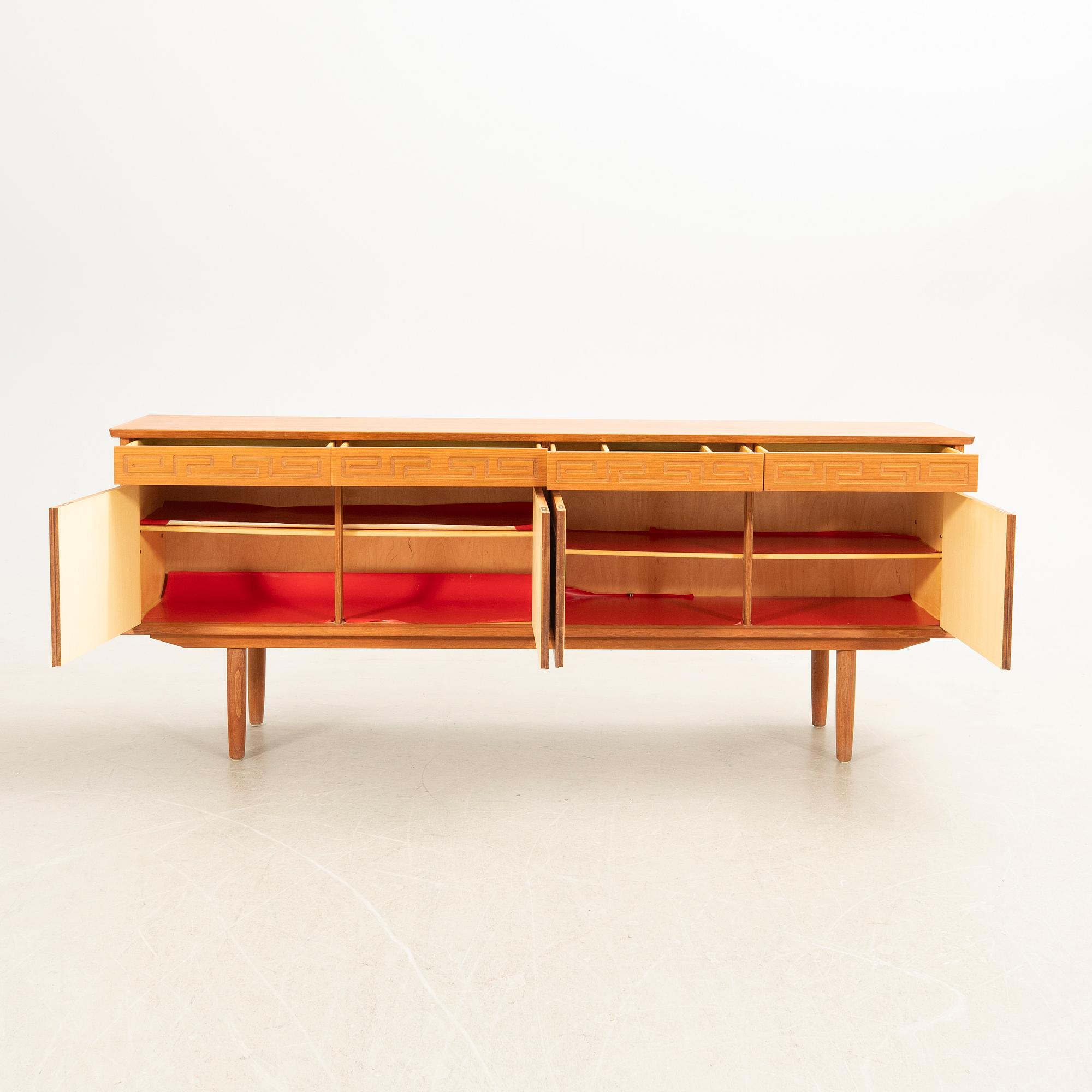 Sideboard, teakfanér. Bröderna Sörheim, Norge 1960-tal.