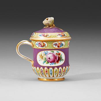 1352. MUGG med LOCK, porslin. Meissen, Marcolini (1774-1814).