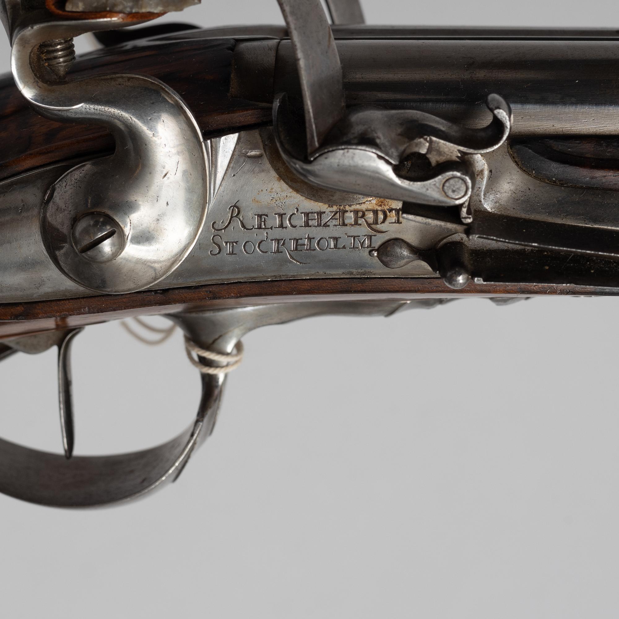 Flintlock rifle, double-barrelled, Johan Reichardt, Stockholm (c. 1730-1806), second half of the 18th century.