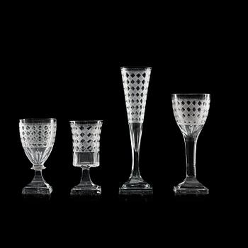 680. A checkerd cut, early 19th century glas service.