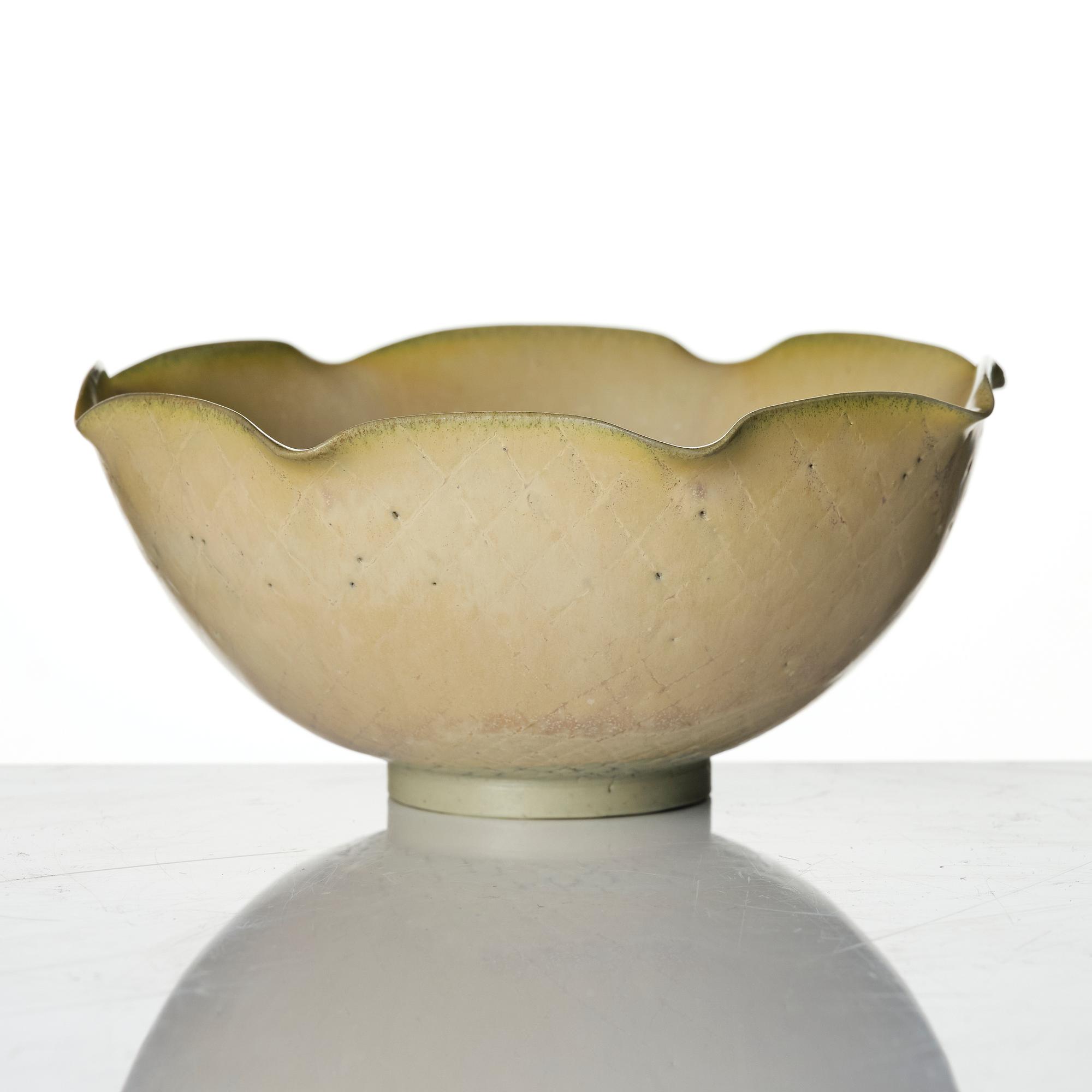 Wilhelm Kåge, two stoneware bowls, Gustavsberg Studio 1945.