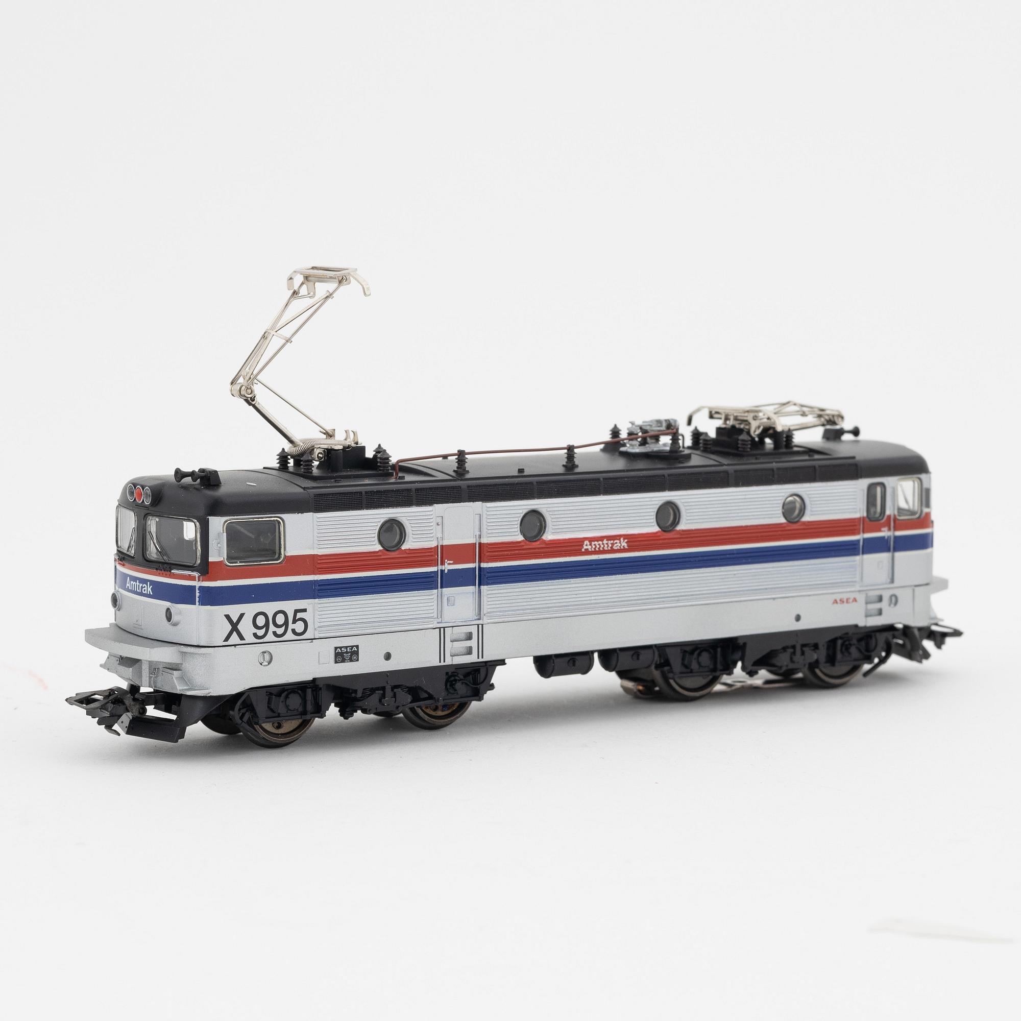 Märklin, electrical locomotiv, gauge H0, in box.