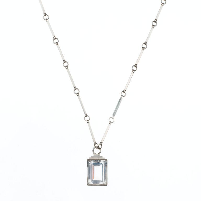 A Wiwen Nilsson rock crystal pendant and chain, Lund 1937.
