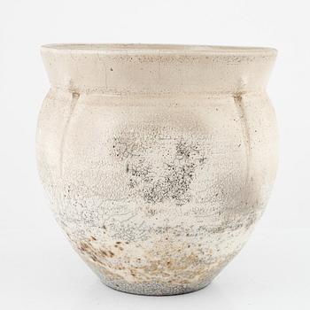 Ytterfoder, signerat, omkring 2000.