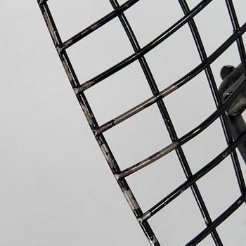 Harry Bertoia, stolar, ett par, "Diamond chair", tidigt 1960-tal.