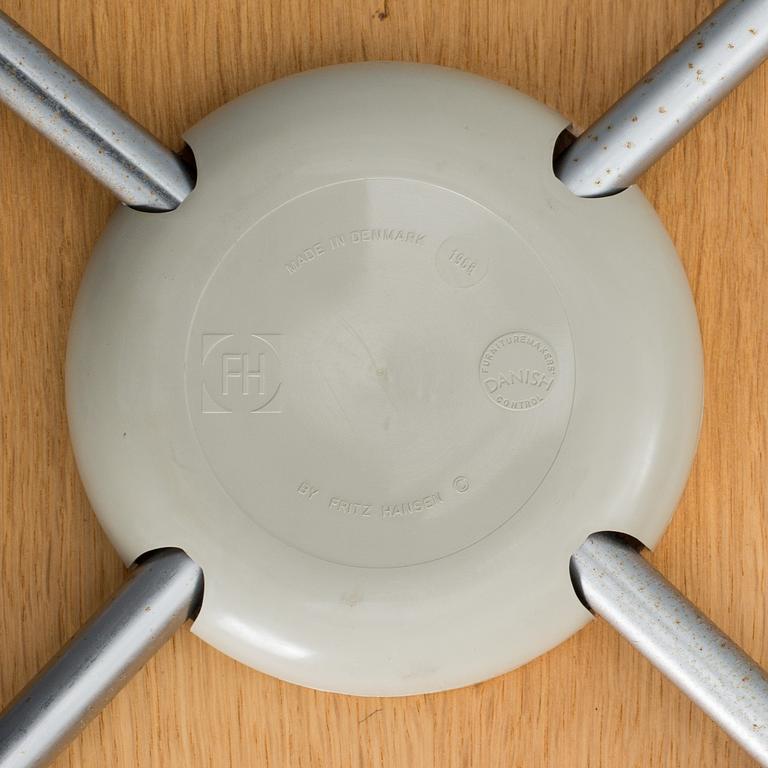STOLAR, 6 st, "Sjuan", Arne Jacobsen för Fritz Hansen.