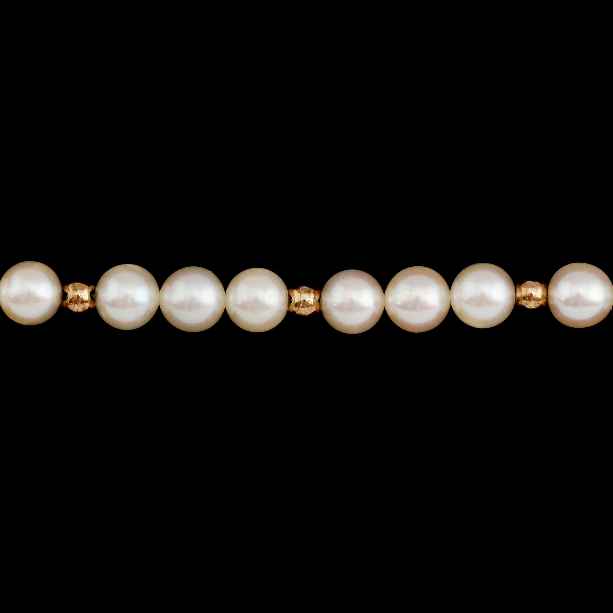 ARMBAND, 14 k guld, odlade pärlor.