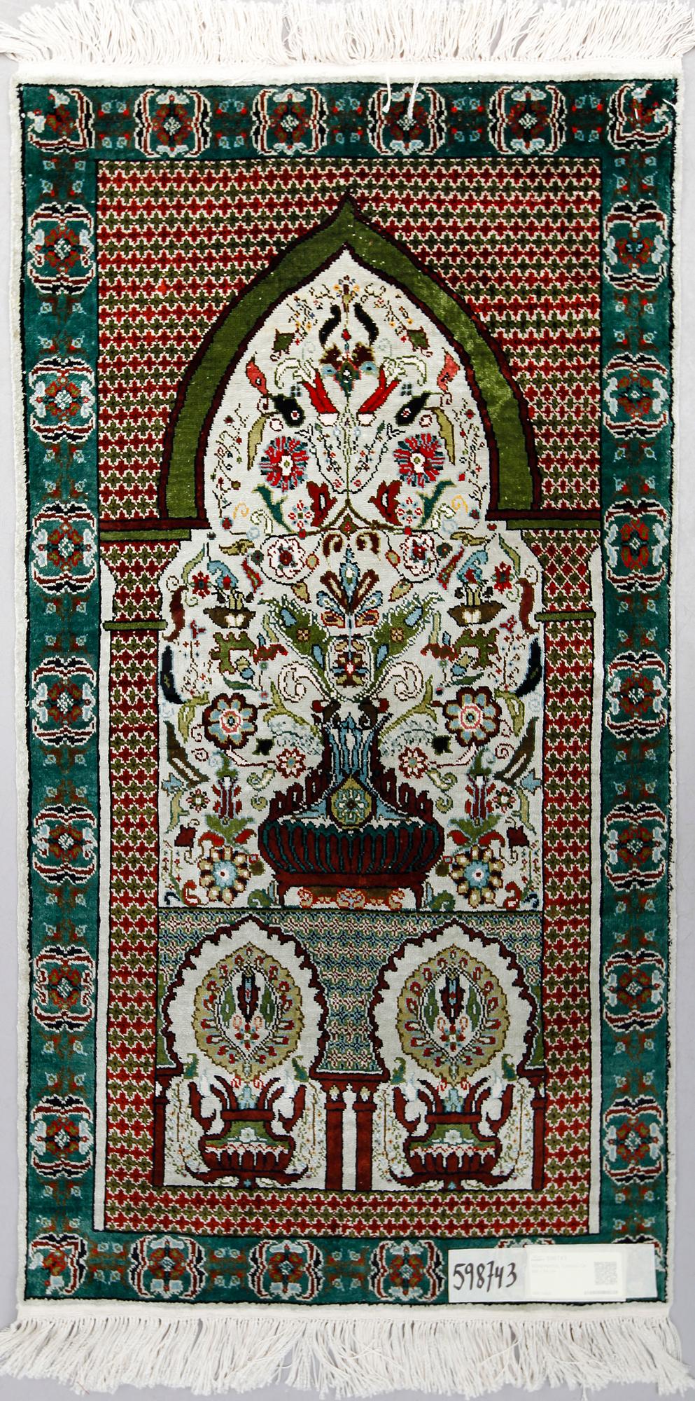 BÖNEMATTA, Tunisien. Ca 188 x 64 cm.