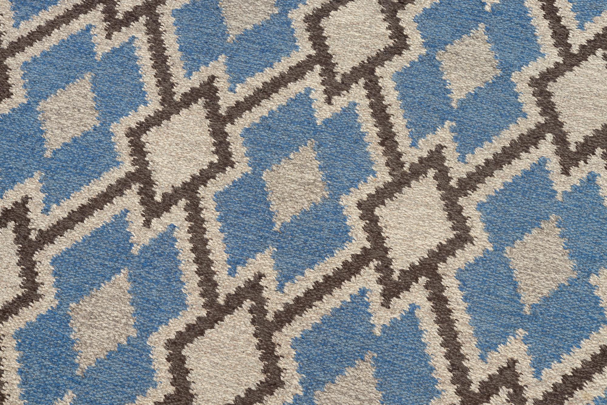 Matta rölakan, ca 341 x 200 cm, Sverige,.