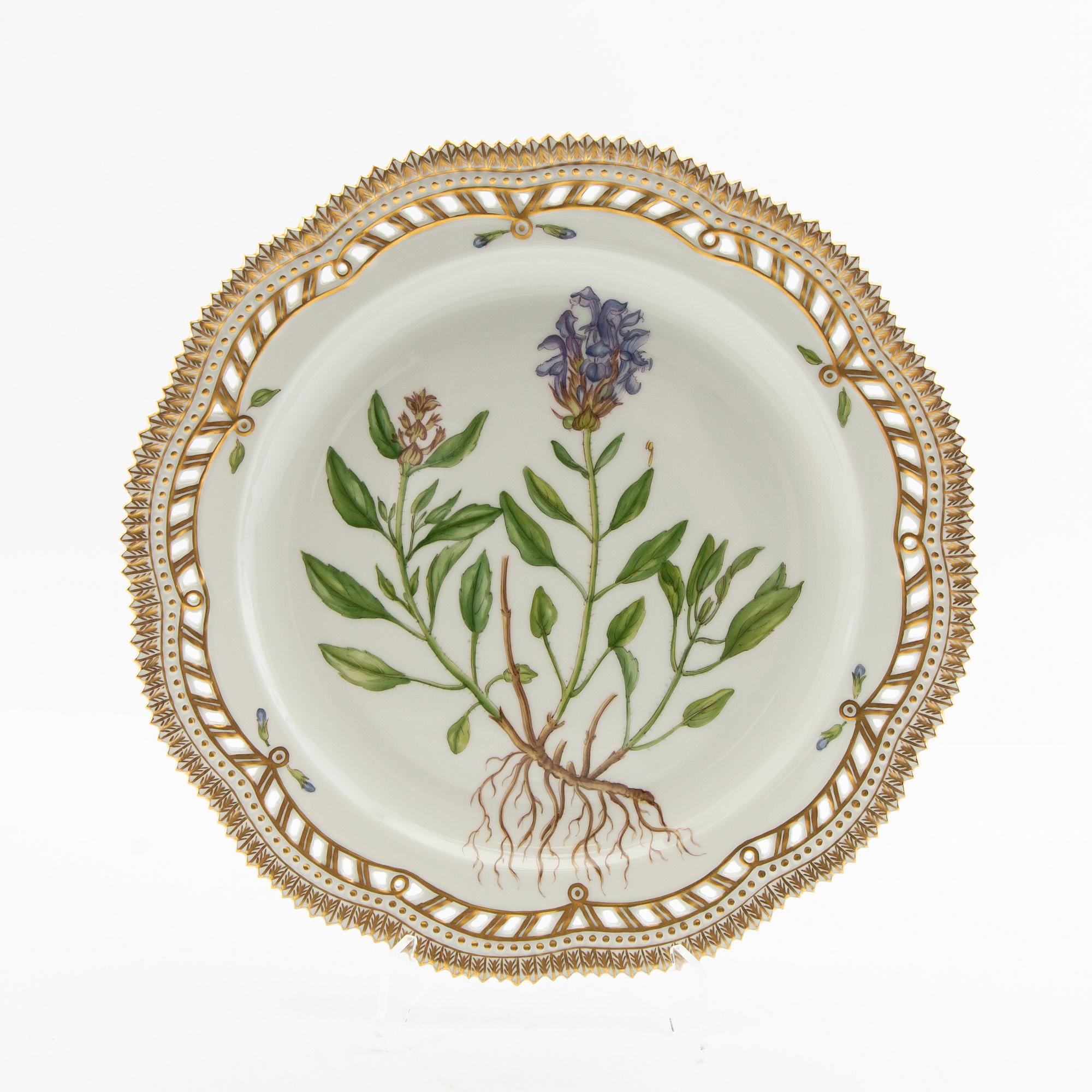 Plate "Flora Danica" Royal Copenhagen Denmark porcelain.