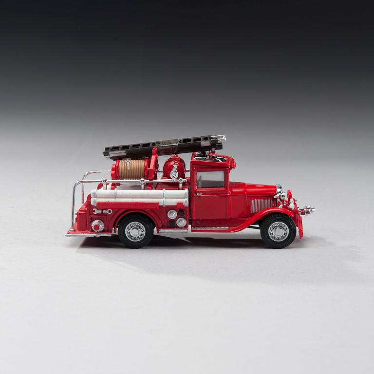 MODELLBILAR, 4 st, Matchbox, 1990-tal.