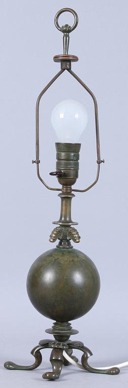 BORDSLAMPA, patinerad brons, "ZENITH", 1930-tal.