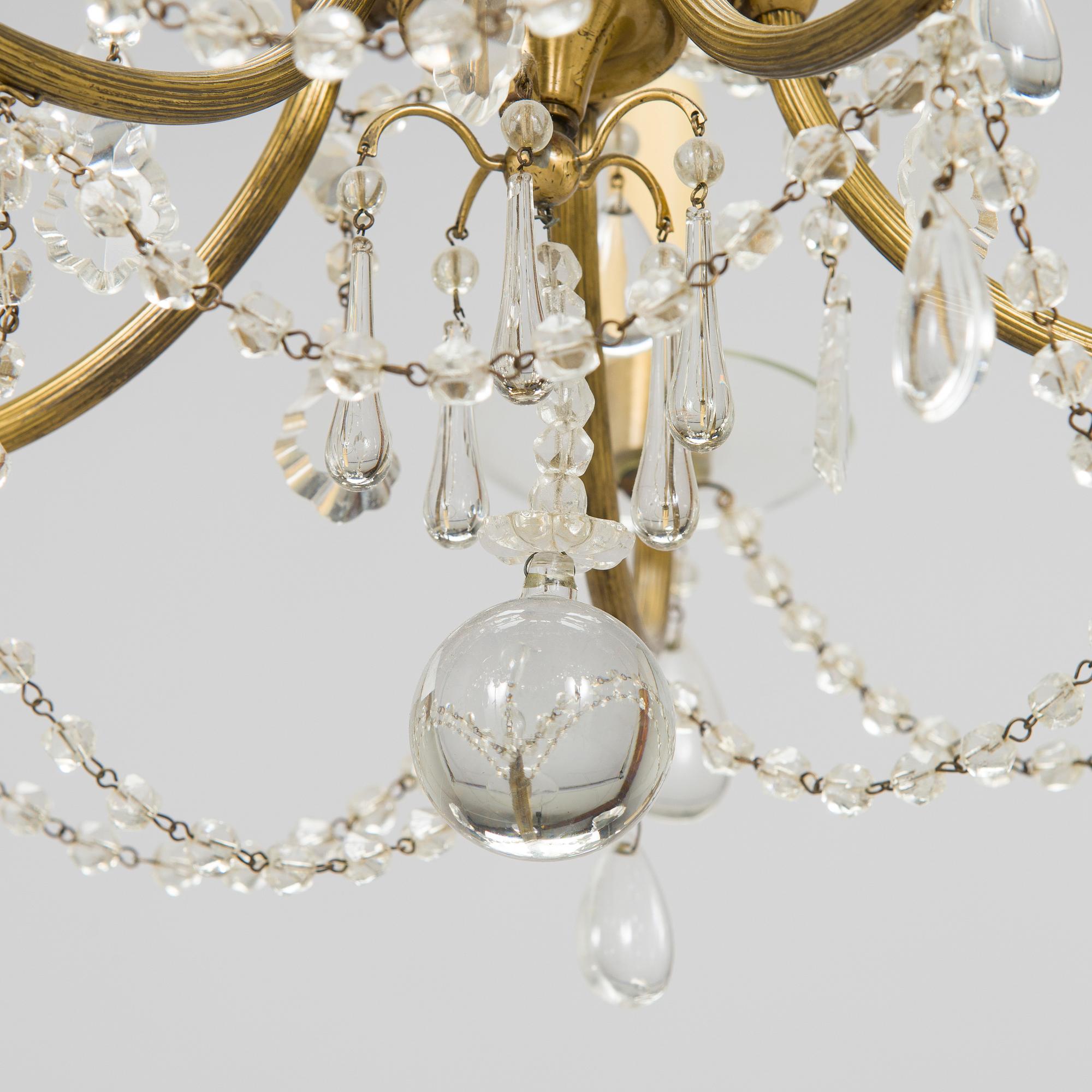 Paavo Tynell, a mid-20th century chandelier, model 1471/5 for Idman Finland.