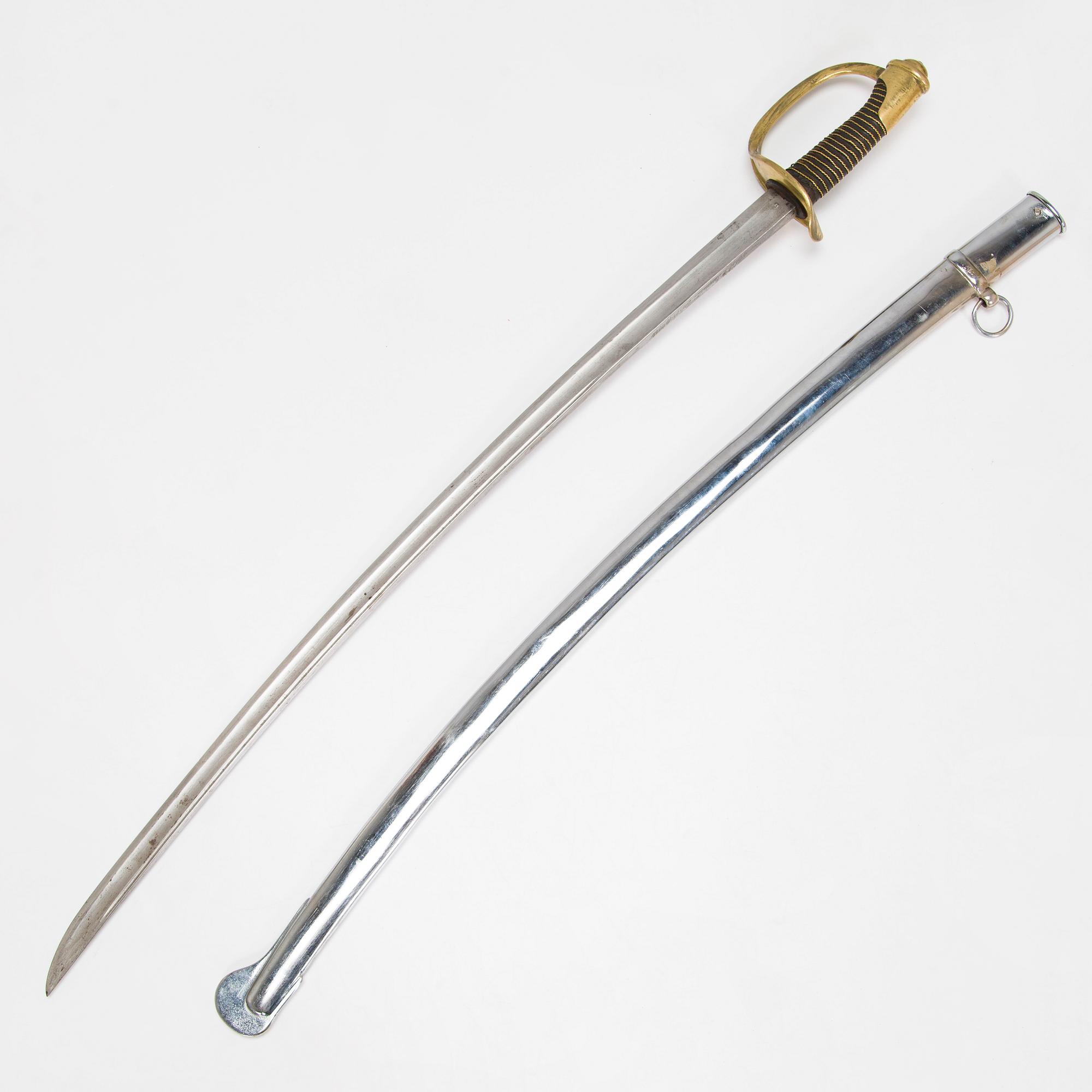 Sabre, Finnish, model 1927 (French model 1822) with scabbard.