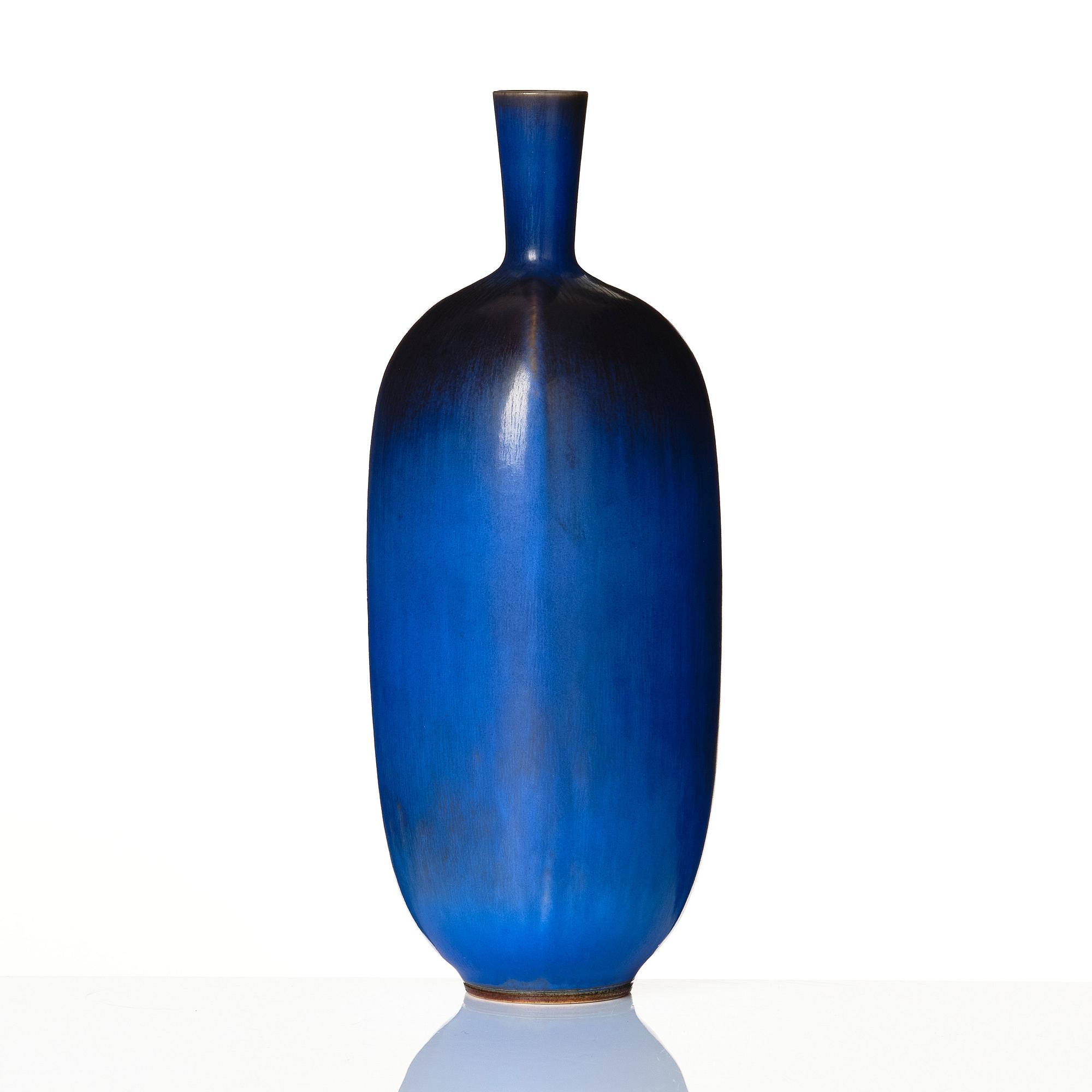 Berndt Friberg, a stoneware vase, Gustavsberg studio, Sweden 1954.