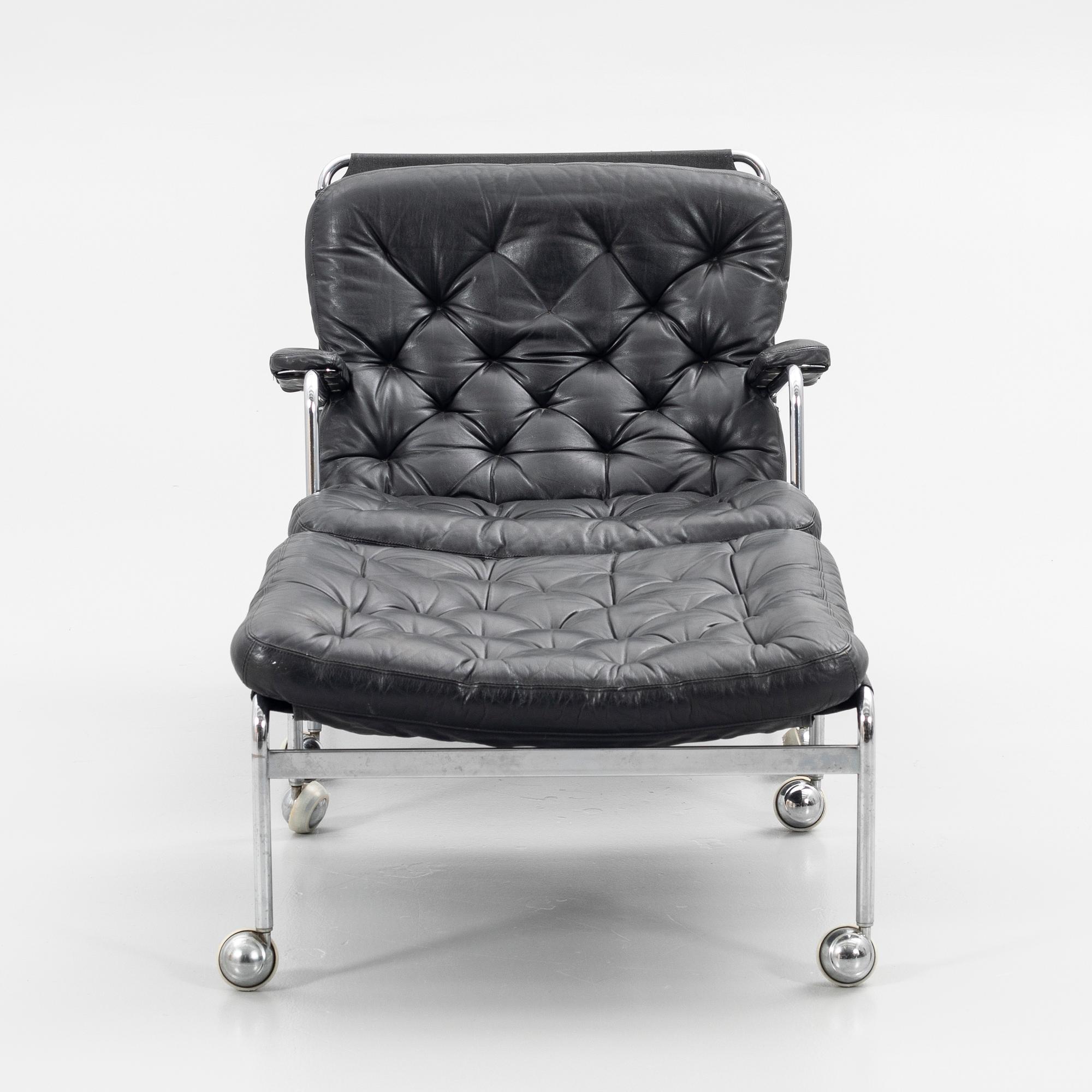 Bruno Mathsson, fåtölj med fotpall, "Karin 73", DUX, 1900-talets senare del.