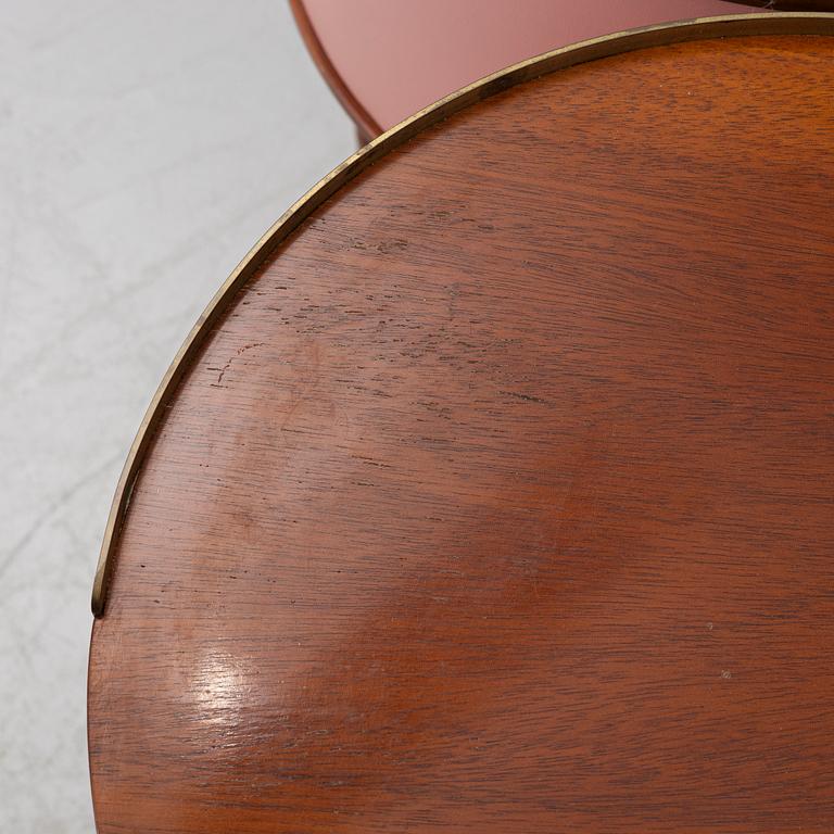 A pair of bedside tables, a pair, Halvdan Petterssons Möbelfabrik, Tibro, mid-20th century.