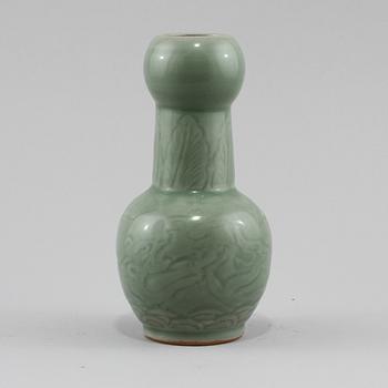 VAS, porslin, Kina, trol Ming  (1368-1644).