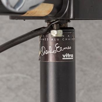 CHARLES AND RAY EAMES, an EA 117 chair.