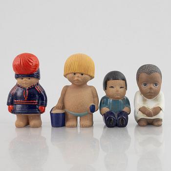 Lisa Larson, figuriner, 8 st, stengods, Gustavsberg, ur serien "All världens barn".