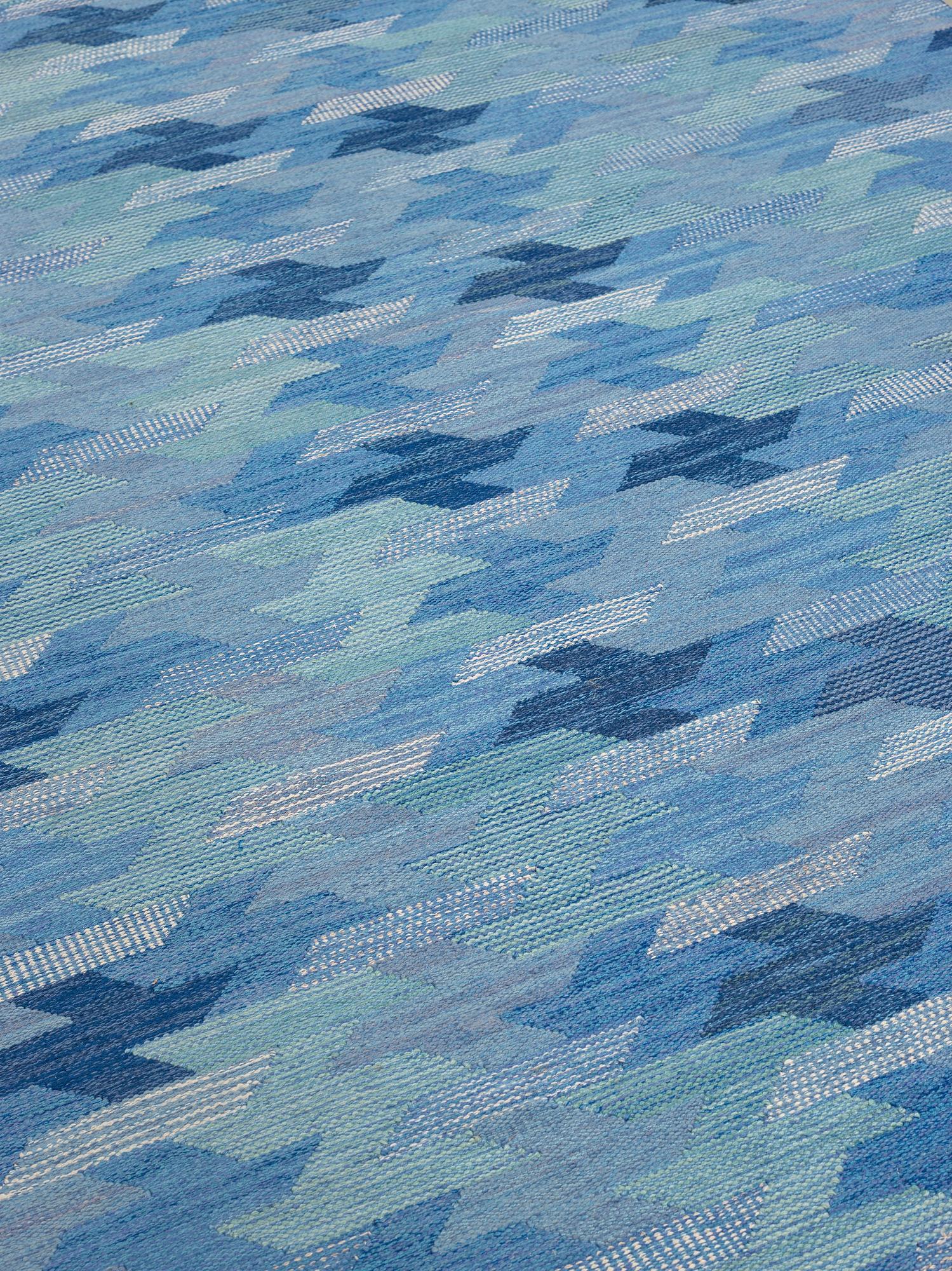 MATTA. "Blåarp". Gobelängteknik. 588,5 x 214,5 cm. Signerad AB MMF BN.