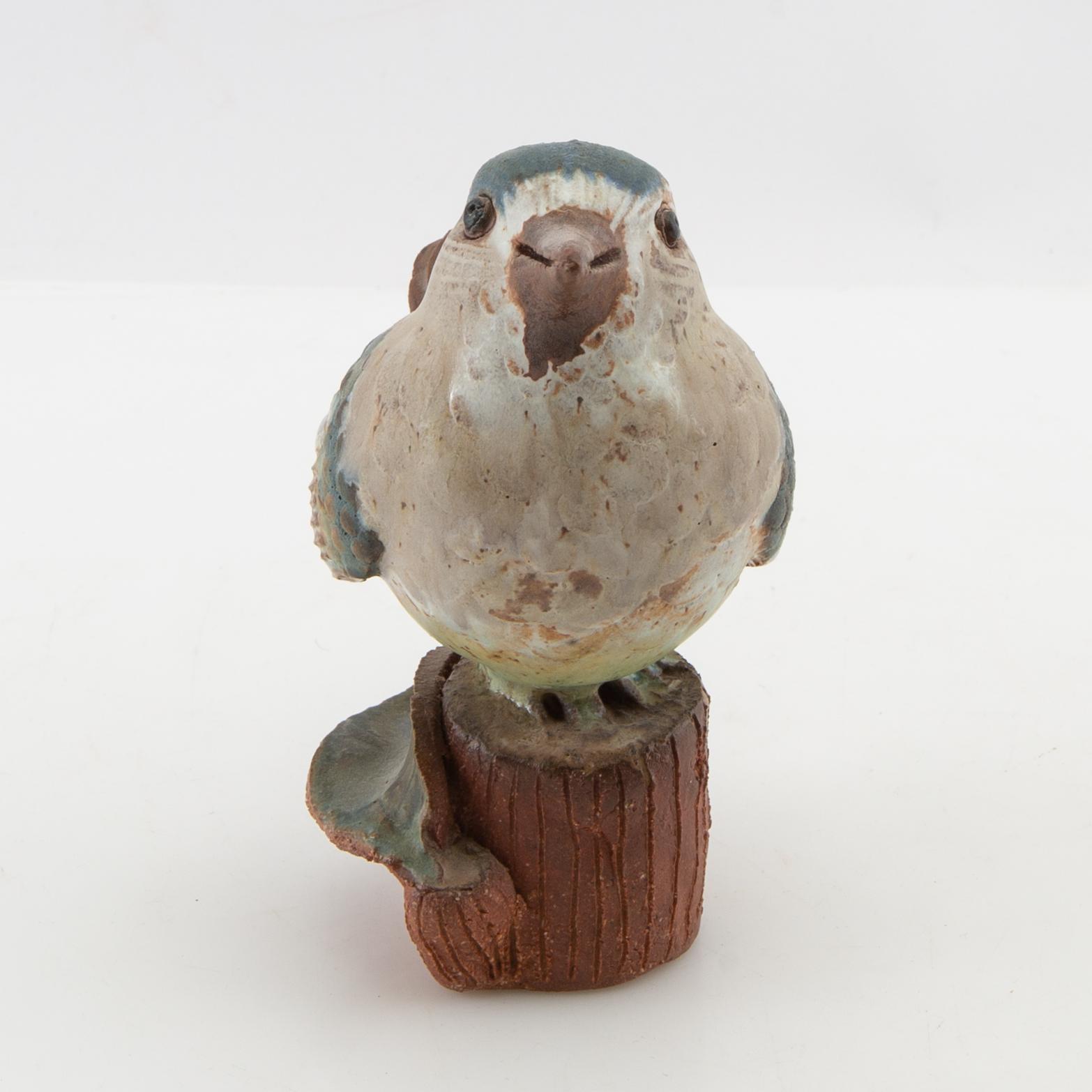 Tyra Lundgren, Sculpture Bird on Stump.
