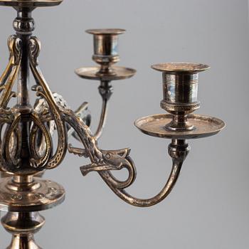 Kandelabrar, ett par, nysilver. Jugend, 1900-talet början.