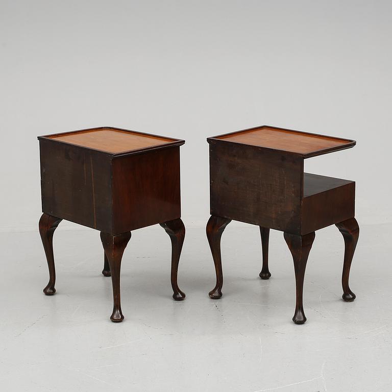 SÄNGBORD, ett par. 1930-/40-tal.