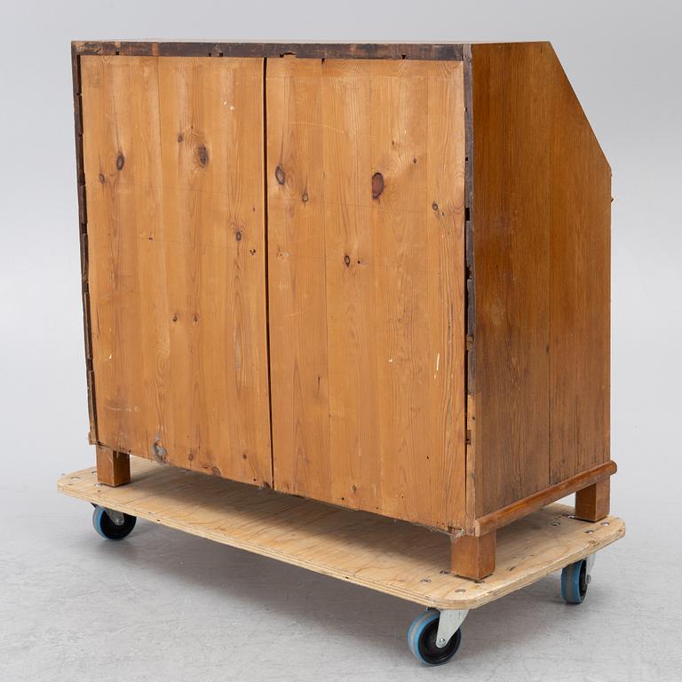 Secretary, 18th century.