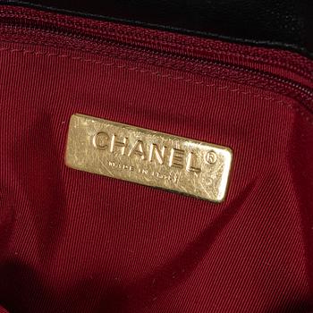 Chanel, bag, "19 Small Flap Bag", 2021.