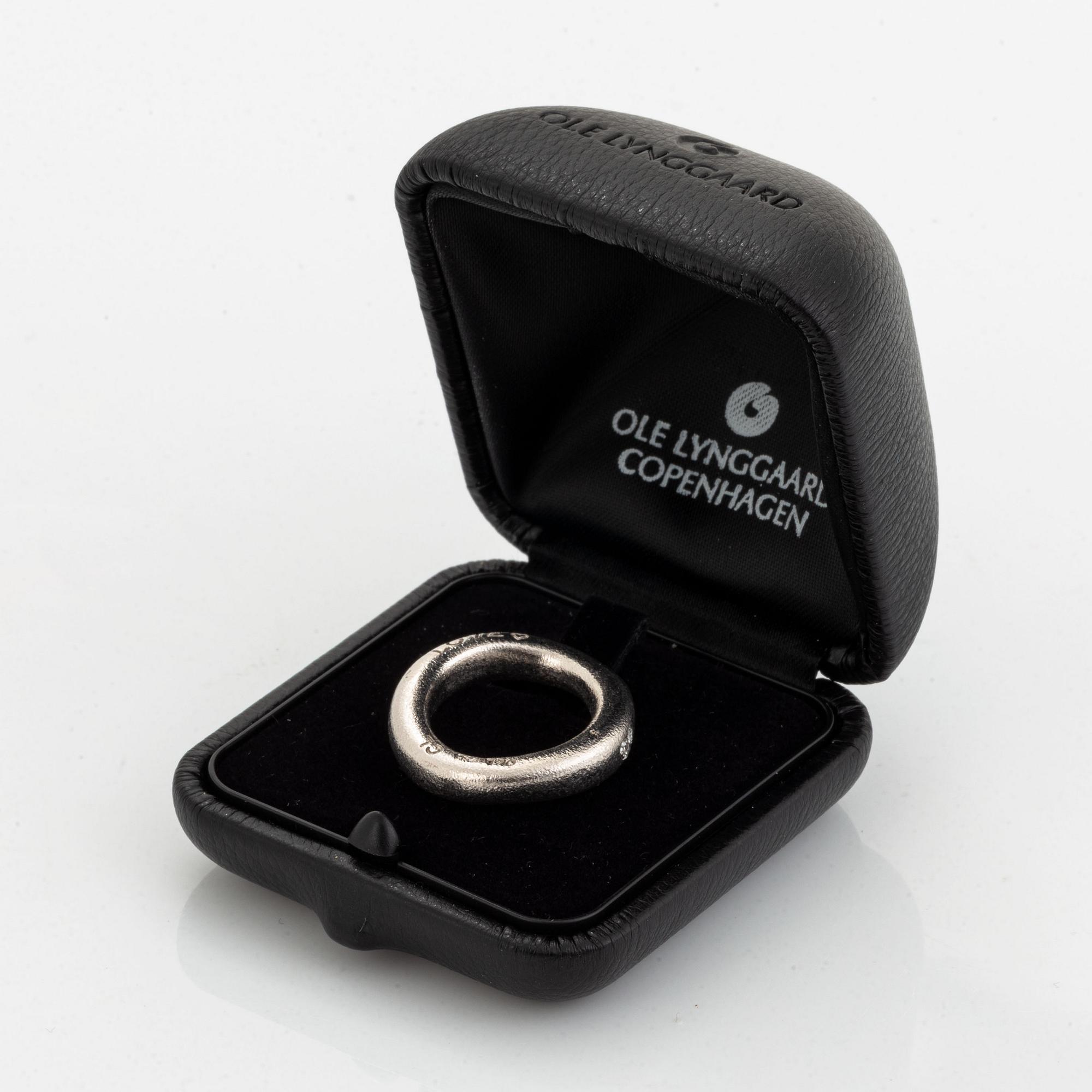 Ole Lynggaard "love ring" with brilliant-cut diamonds.