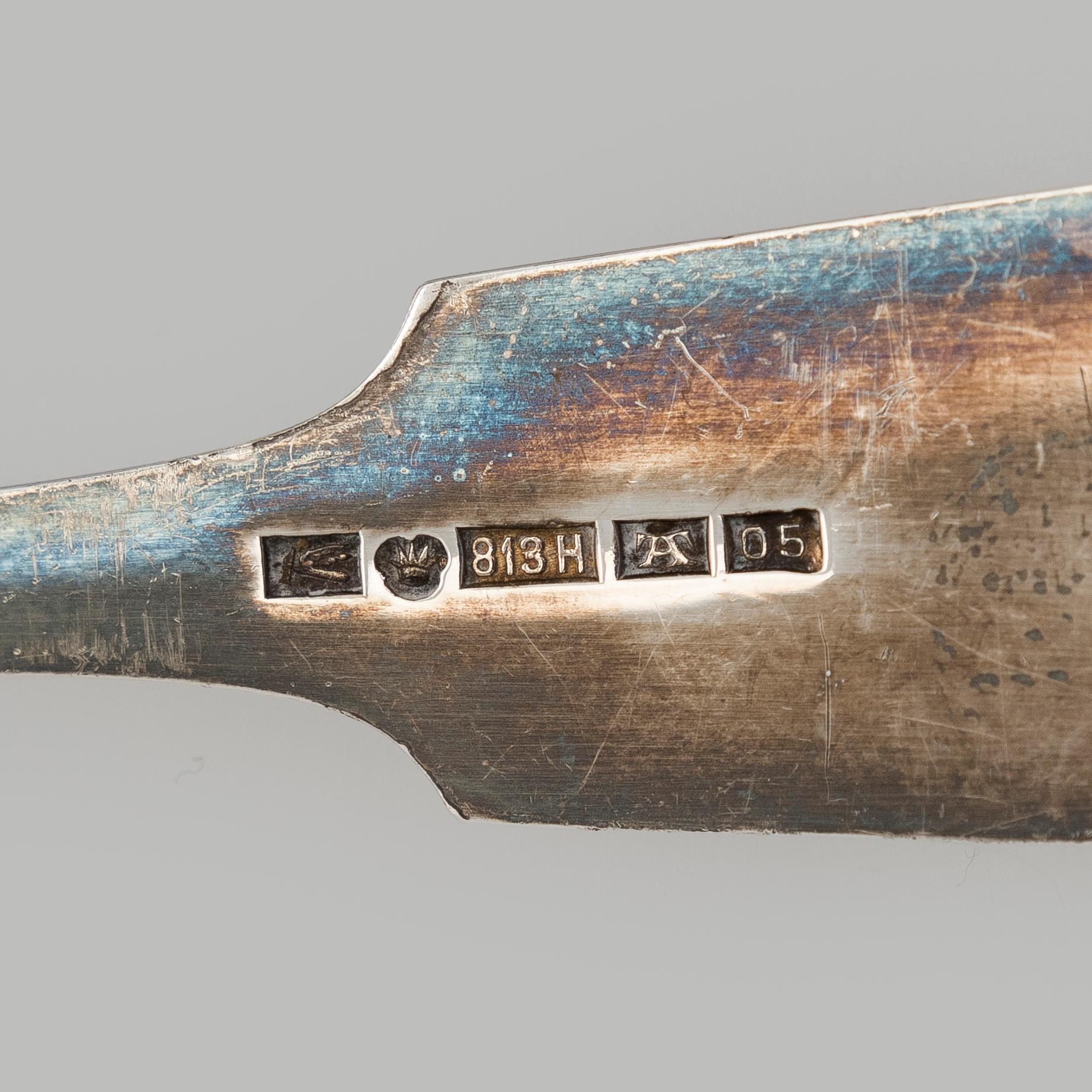 Slevar, 4 st, silver samt trä, en stämplad Olof Robert Lundgren Åbo 1857.