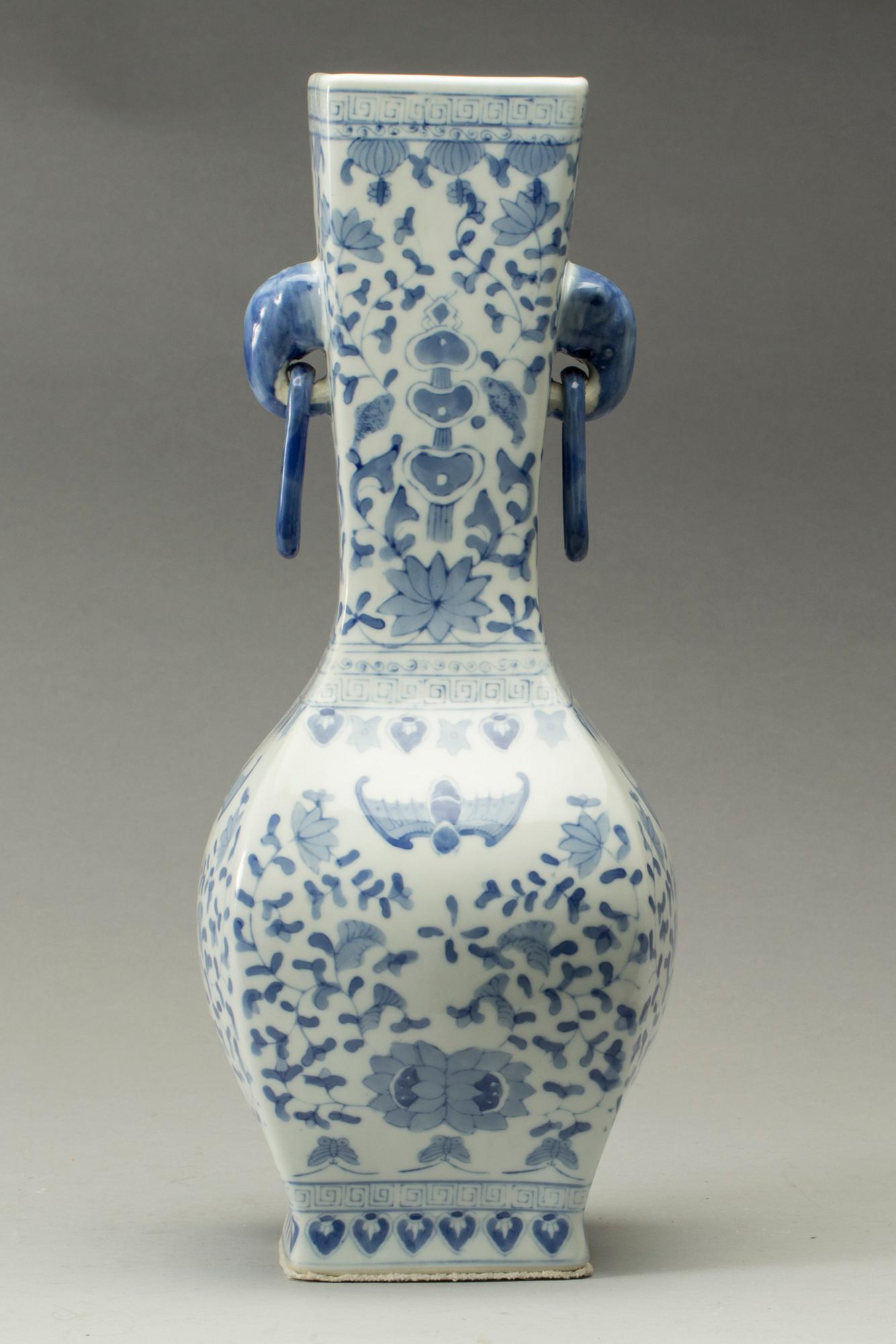 VAS, porslin, orientalisk.