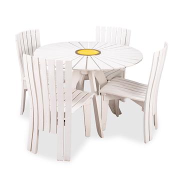 319. Alvar Aalto, A five-piece mid 20th century 'Aurinko' (Sun-series), garden furniture set for Artek.