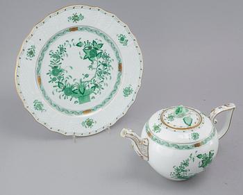 48 pieces of porcelain tableware from Herend, model "Indian Basket", 20th century.