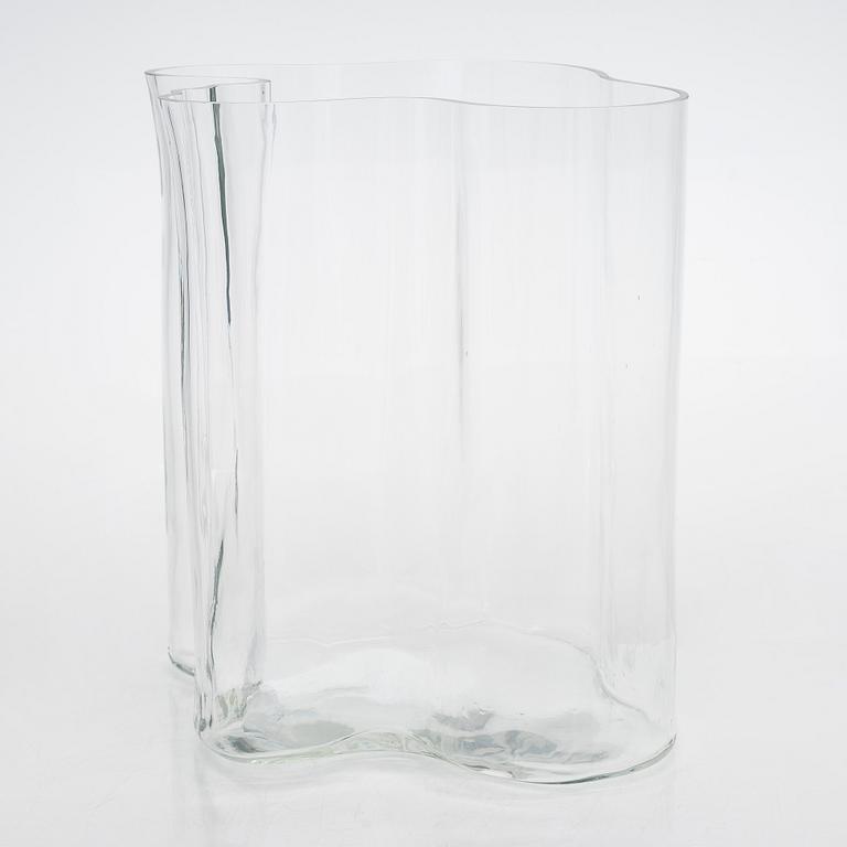 Alvar Aalto, A glass vase '3031', signed Alvar Aalto 111/ 1990.