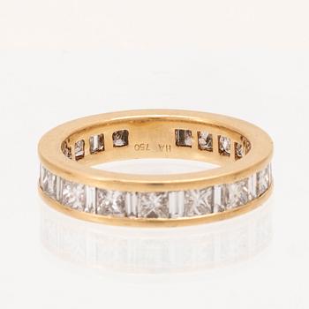 Ring helallians 18K rödguld samt baguette och prinsesslipade diamanter, Hartmann's Danmark.