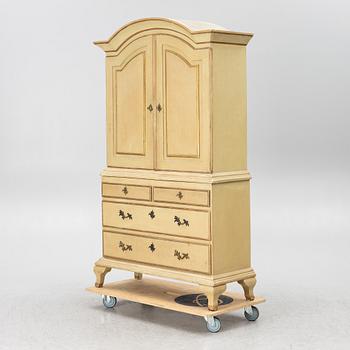 A Rococo cabinet, 18th century.