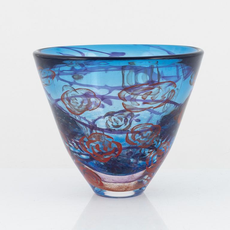 Olle Brozén, a 'provex' (prototype) glass vase, Kosta Boda, Sweden.