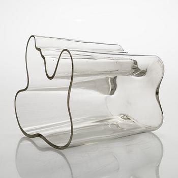 Alvar Aalto, maljakko, malli 3031, signeerattu Alvar Aalto - 3031 korkeus 20 cm.