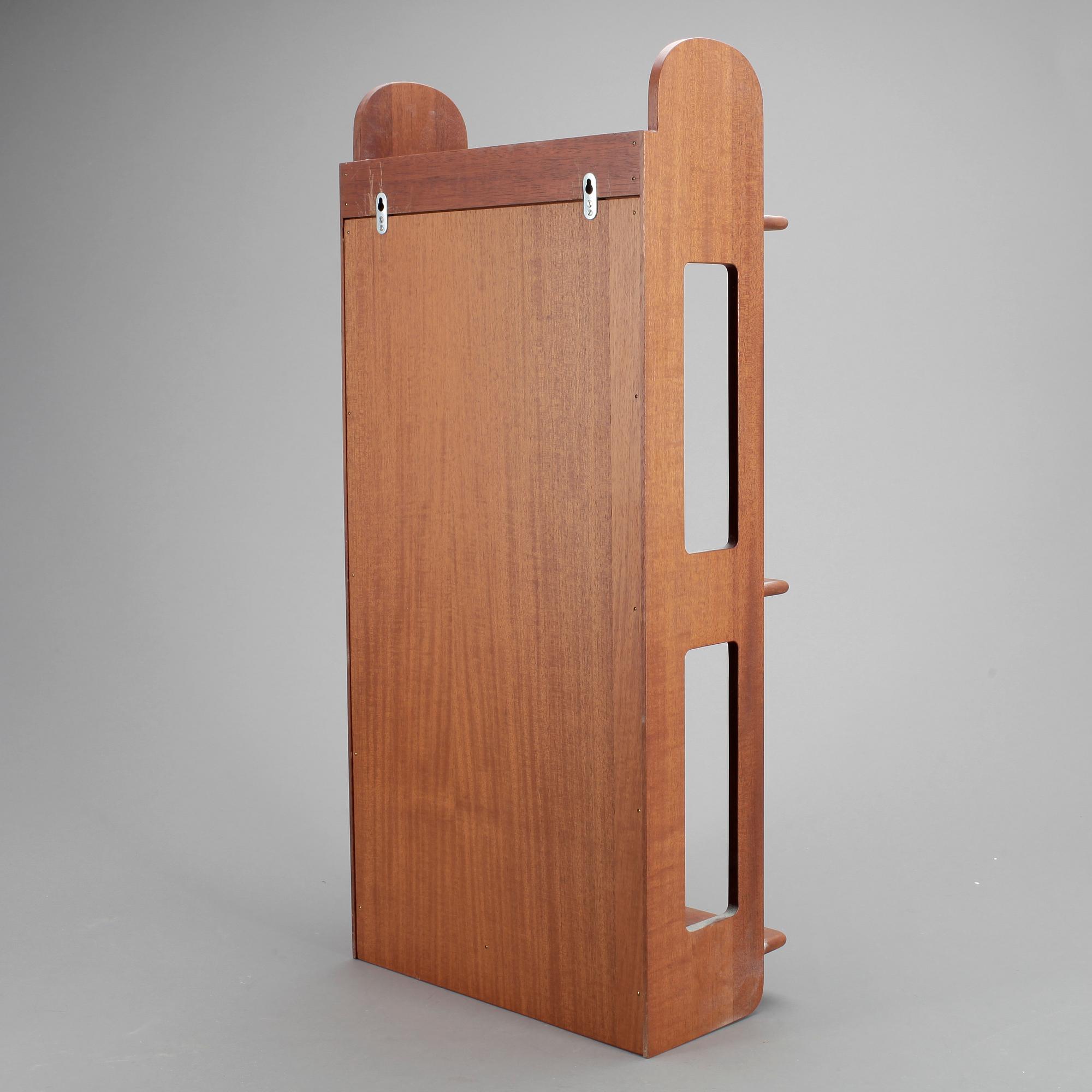 VÄGGHYLLA, "Modell 2085", Josef Frank, Firma Svenskt Tenn, 1900-talets andra hälft.