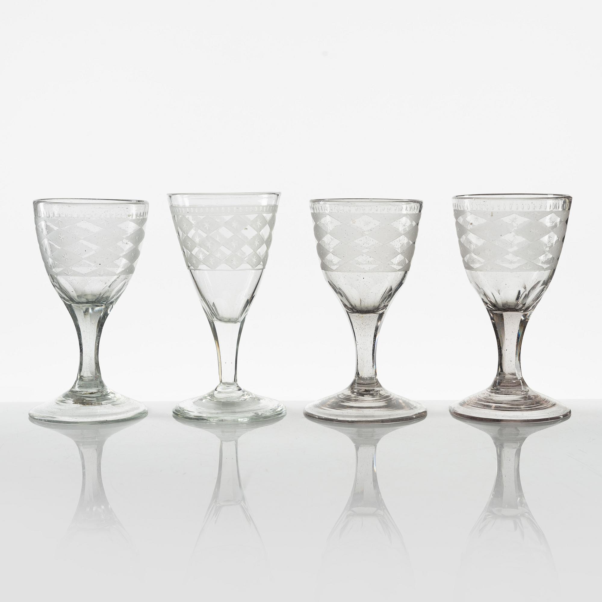 Starkvinsglas, 20 stycken, sengustavianska, olika manufakturer.