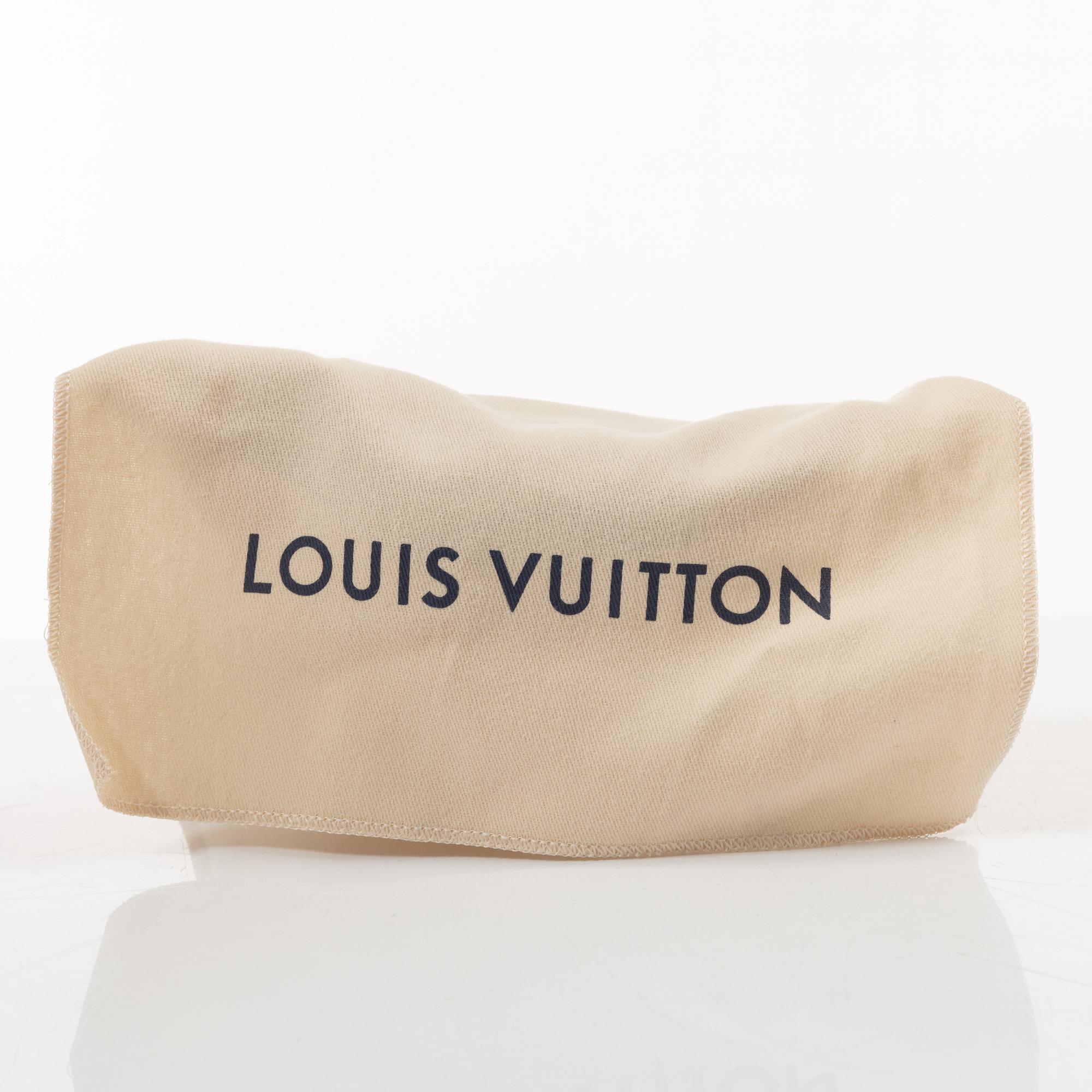 Louis Vuitton, väska, "Fold Me Pouch", 2023.