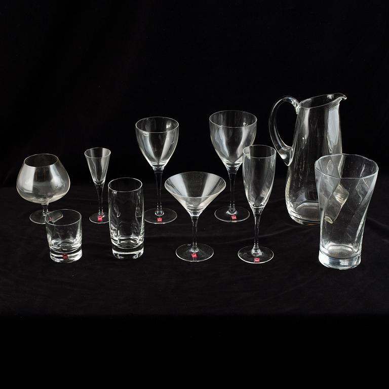 Glasservis, 94 delar. Märkt Christineholm, Bohemian Chrystal.