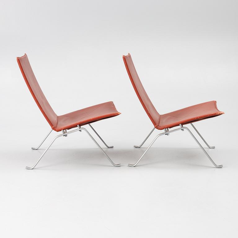 Poul Kjaerholm, Fåtöljer, ett par "PK22", för Fritz Hansen, Danmark 1997.