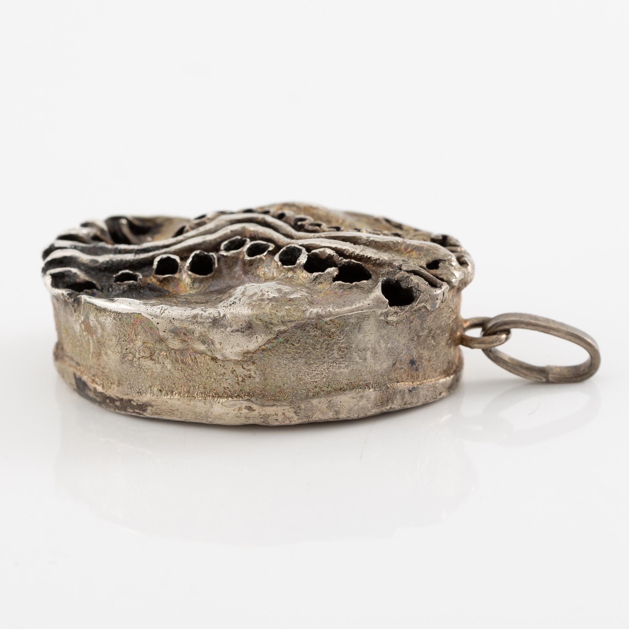 Lars Arby, a necklace and a pendant, sterling silver and silver, Gothenburg.